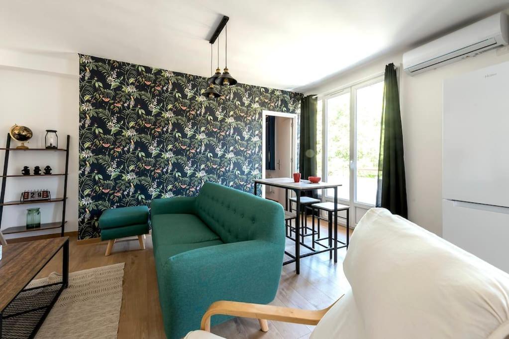 L'Azur 15'Plage 10'Port 5'Train Clim Wifi Pkg Apartment Toulon Exterior foto