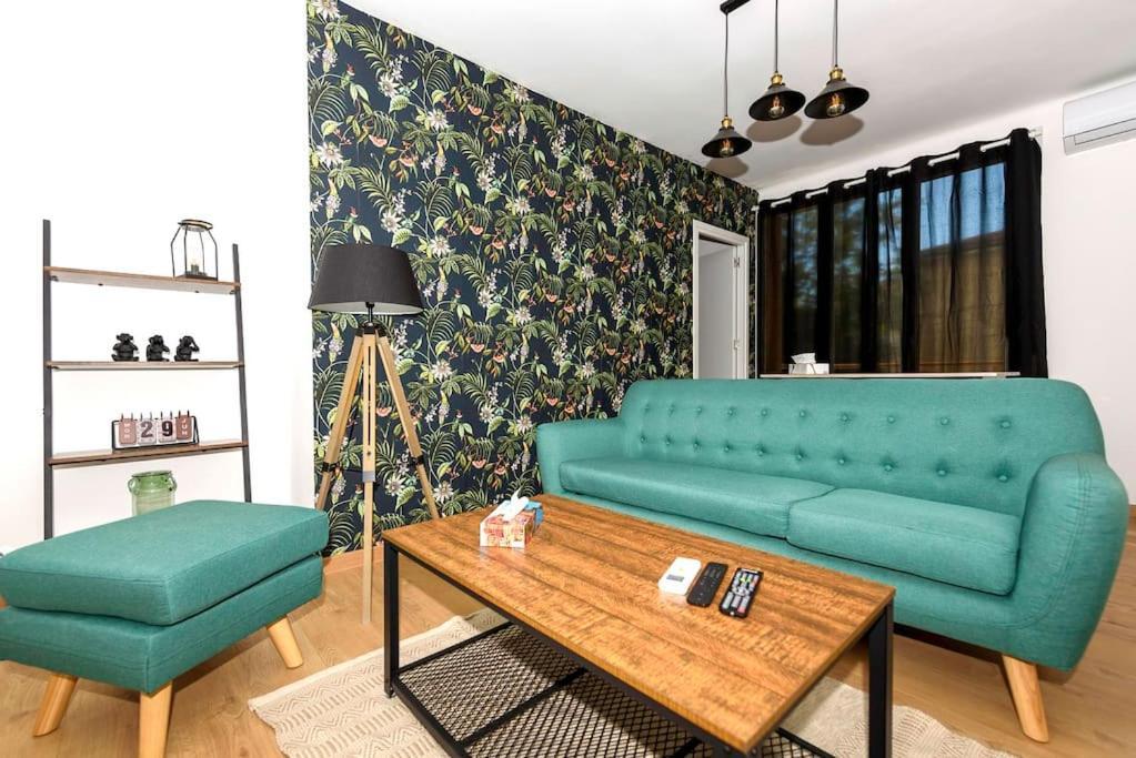 L'Azur 15'Plage 10'Port 5'Train Clim Wifi Pkg Apartment Toulon Exterior foto