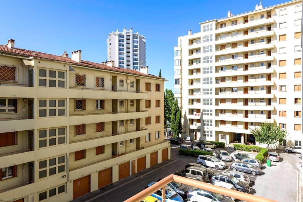 L'Azur 15'Plage 10'Port 5'Train Clim Wifi Pkg Apartment Toulon Exterior foto